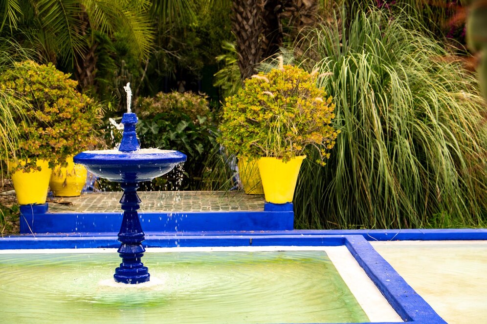 Where Should You Place an Outdoor Fountain for Maximum Curb Appeal? 5 Key Locations to Improve Your Home